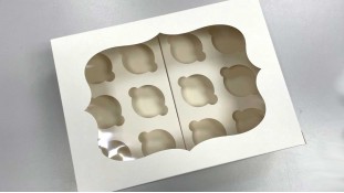 Коробка на 12 капкейків, Біла