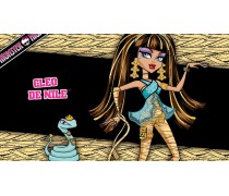 Клео Де Нил с фоном