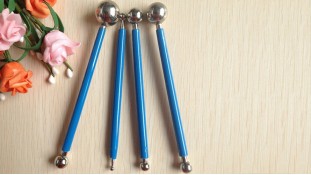 Набор металлических стеков с шариками для мастики