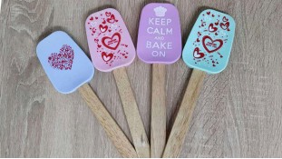 Лопатка-ложка силиконовая с деревянной ручкой