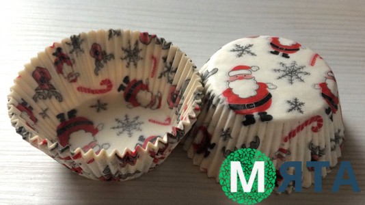 Бумажная форма рифленная 50х30, Дед Мороз