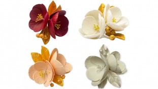 Сахарное украшение Магнолия с листочками, 16 см