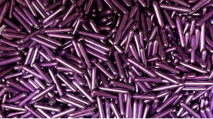 Кондитерская посыпка Палочки Пурпурные Кондитерская посыпка Палочки Пурпурные