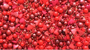 Сахарная посыпка Микс с шариками №7. Красный Сахарная посыпка Микс с шариками №7. Красный