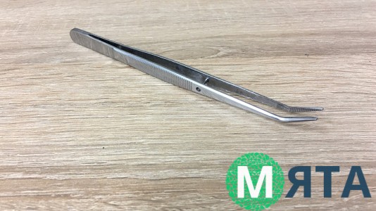 Пинцет изогнутый