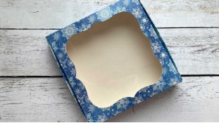 Коробка для пряников  20х20 см, Синяя Снежинка