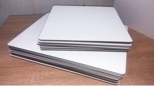 Подставки прямоугольные, двп с белым покрытием 