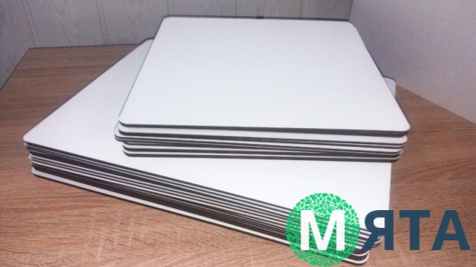 Подставки прямоугольные, двп с белым покрытием 