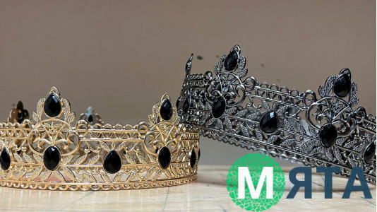 Корона для торта мужская, 16 см