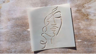 Трафарет Девушка №1, 12 см