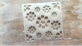 Трафарет Цветочки, 12 см