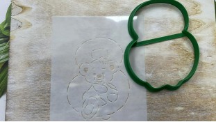 Вырубка + трафарет Медведь №7 Вырубка + трафарет Медведь №7