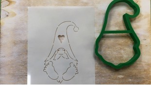 Вырубка + трафарет Гном