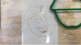 Вырубка + трафарет Яблоко Вырубка + трафарет Яблоко