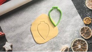 Вырубка Ёлочная игрушка №4