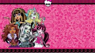 Monster High на рожевий фон