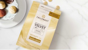 Шоколад білий Callebaut Velvet. 33,1%