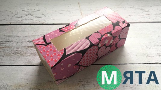 Коробка для макаронсів Фіолетові серця