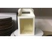 Коробка 16,5х16,5х20 см с окном Коробка 16,5х16,5х20 см с окном